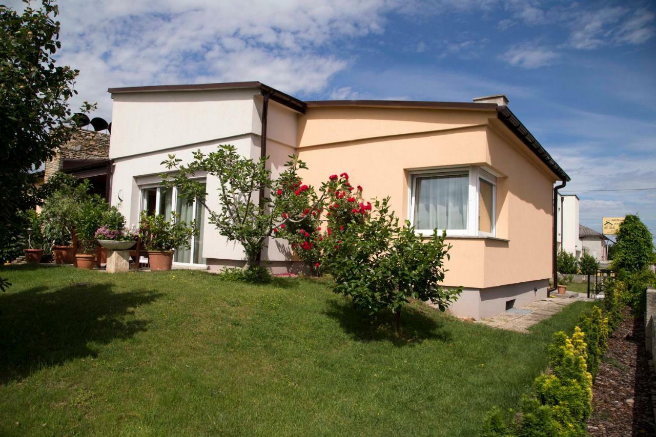 Gaestehaus Mariola Wulkaprodersdorf Esterno foto